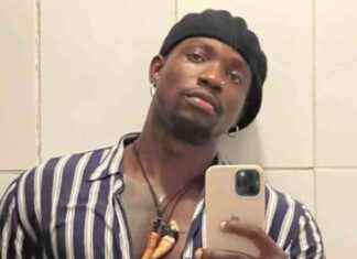 Demand for #FreeVDM: Protesters Attack GTBank Abuja Offices demand-for-freevdm-protesters-attack-gtbank-abuja-offices